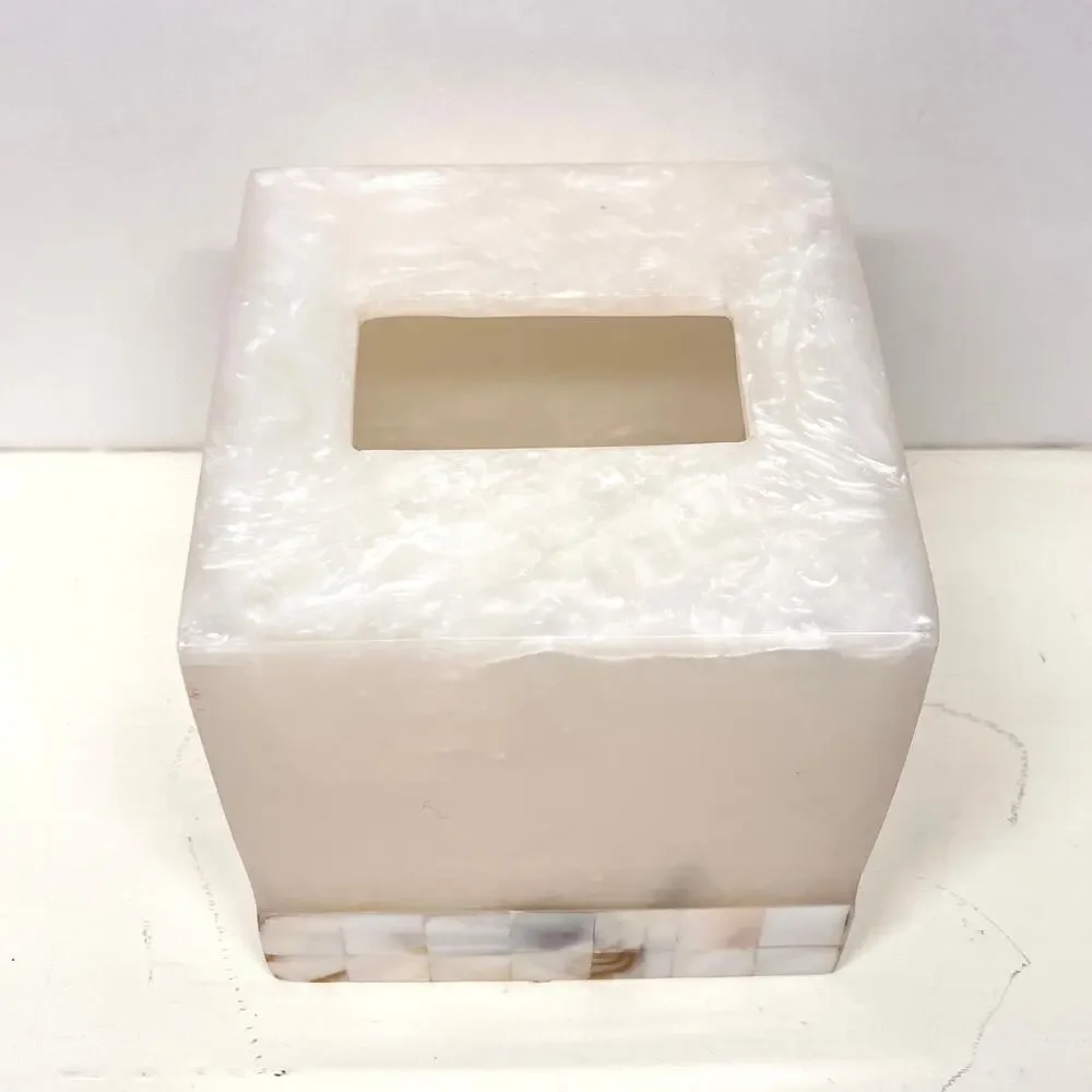 Bed Bath Beyond Capiz Shell Tissue Box Holder Cover and Soap Dish